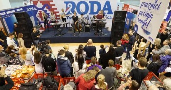 Veliko iznenađenje za potrošače u RODA Megamarketu – nastup Željka Joksimovića Željko Joksimović - Roda