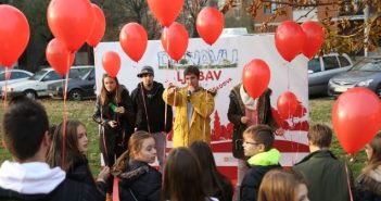 Otvoren dunavski eko park u Novom Sadu Otvaranje Coca Cola eko parka u Novom Sadu